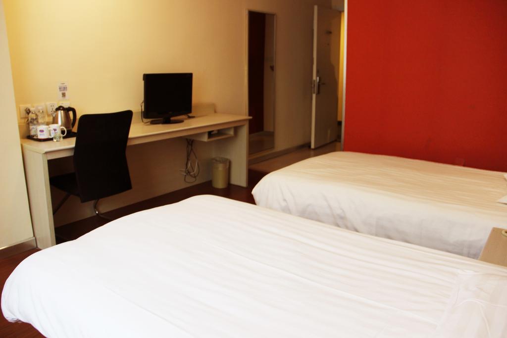 Hanting Express Wuxi Dongjiang Xindong Square Exterior foto